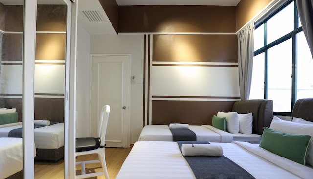 マコタ ジョンカー メラカ バイ I ハウジング