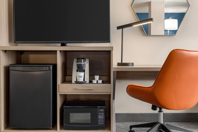 ホリデイ イン エクスプレス エバンスビル ダウンタウン by IHG