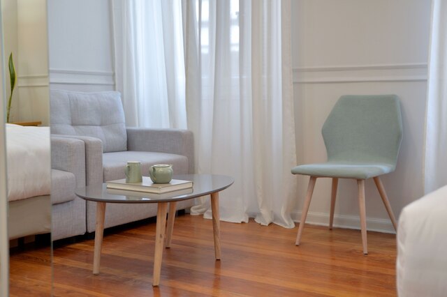 1900 アテニアン ハウス