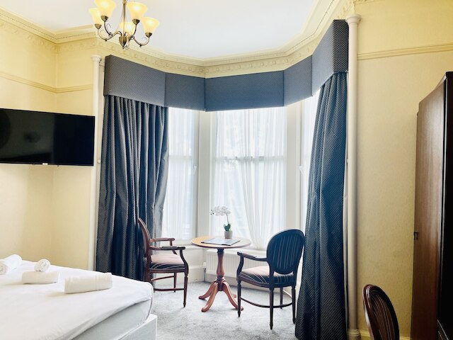 ロバット ホテル