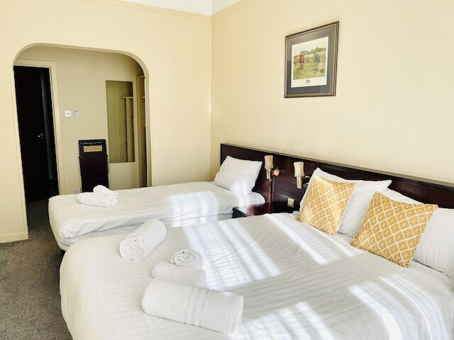 ロバット ホテル