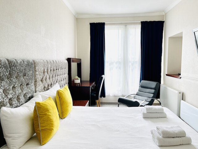 ロバット ホテル