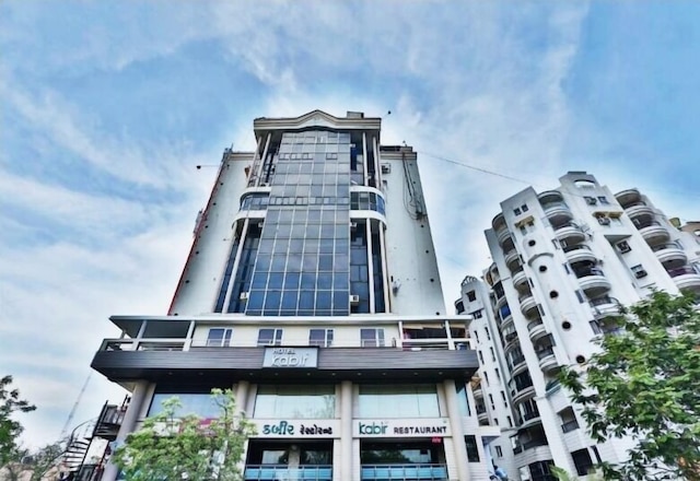 ホテル カビール