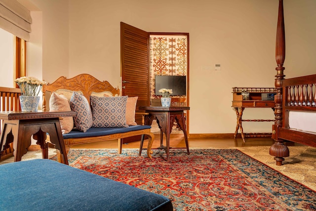 イシHQ コロンボ