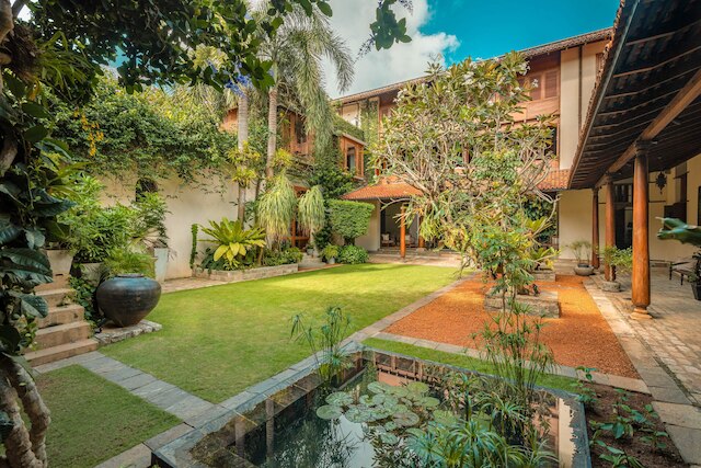 イシHQ コロンボ