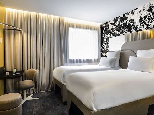 トライブ パリ ラ デファンス エスプラネード