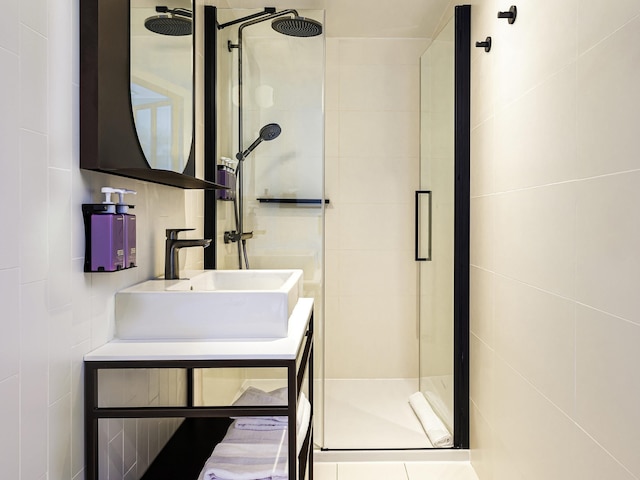 トライブ パリ ラ デファンス エスプラネード