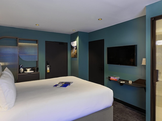 トライブ パリ ラ デファンス エスプラネード