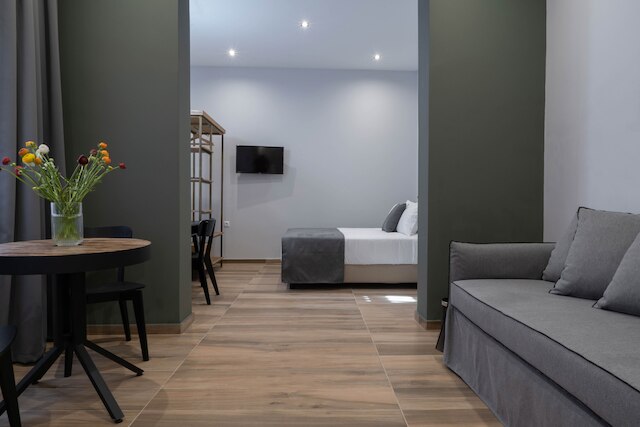 グレア アルディットス