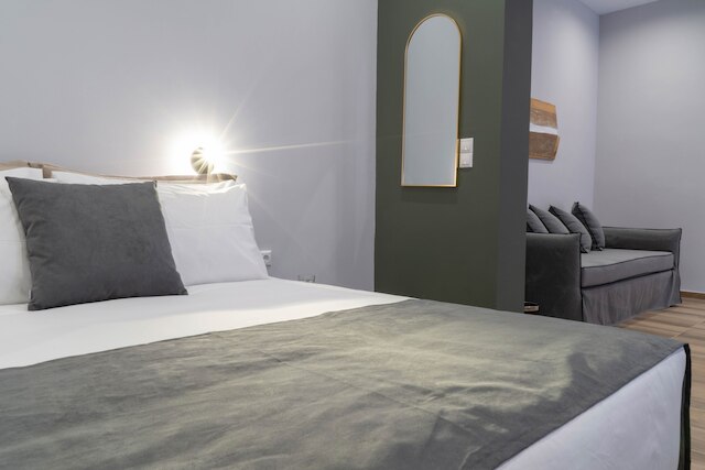 グレア アルディットス