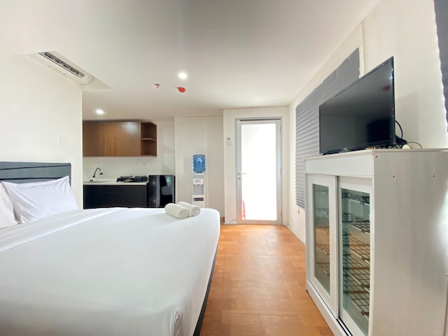 スペーシャス スタジオ ルーム アット アパートメント グランド アジア アフリカ レジデンス