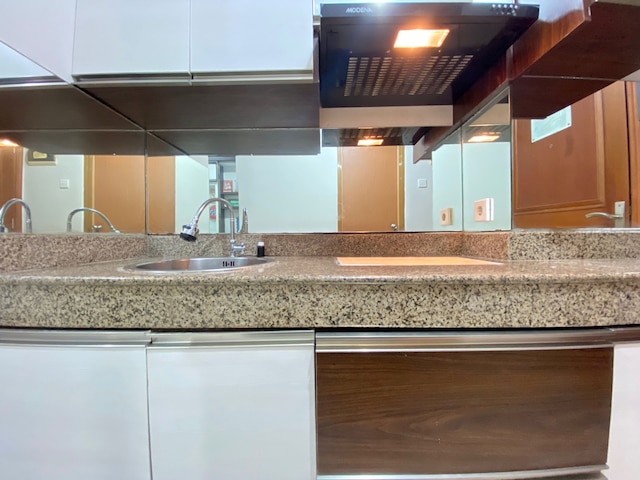 コンフィー スタジオ ルーム アット ガレリ チウンブルイット  1  アパートメント