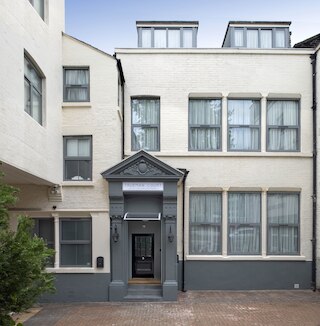 トルーマン・コート・ラグジュアリー・サービス・アパートメンツ