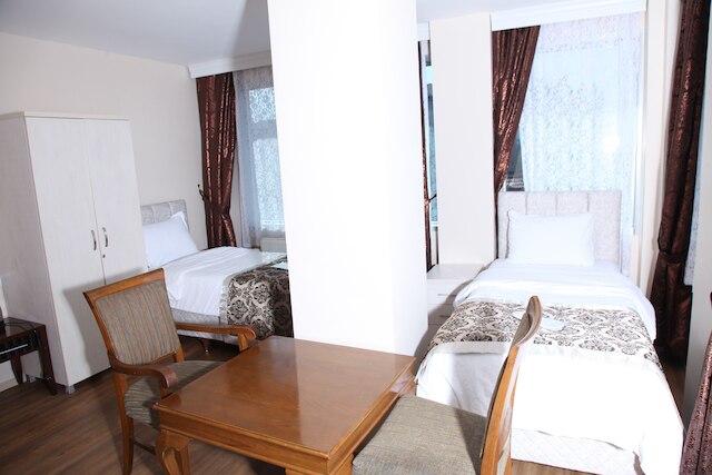 カムリカ タワー ホテル