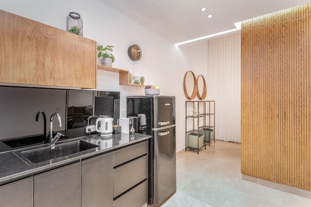 ピースフル  1 ベッドル ウィズ バルコニー