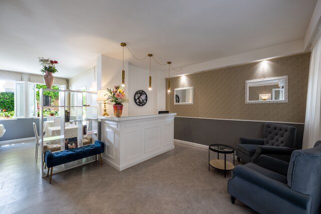 ホテルアポストリガーデン