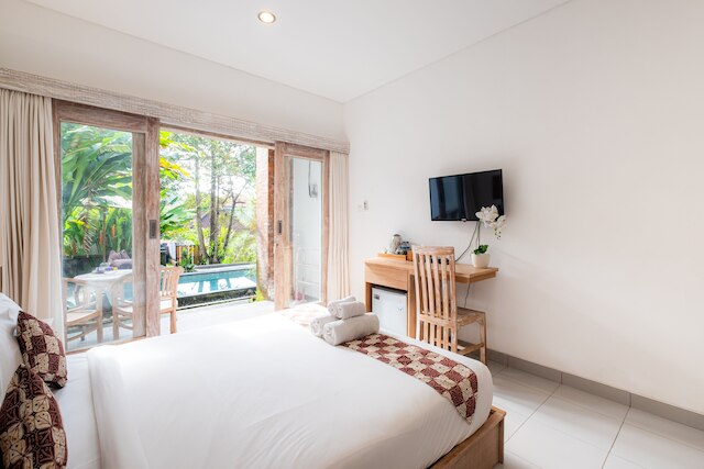 スウェタ ホームステイ バイ スパラ