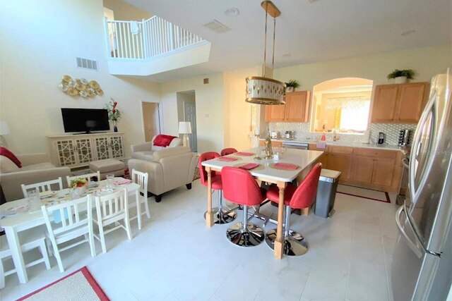 2712 エメラルド アイランド