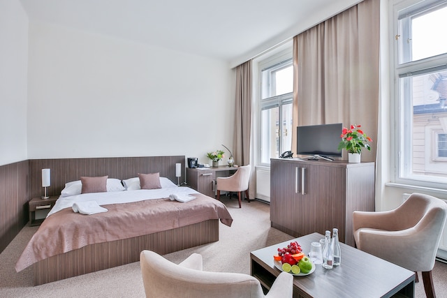 アパートメンツ エンバシー バイ LH