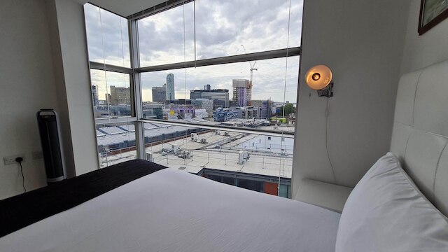 2  ベッドルーム ペントハウス ウィズ パーキング