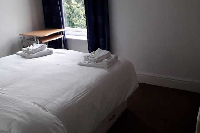 グランド 4 ベッド クワジ セミ ハウス イン マンチェスター