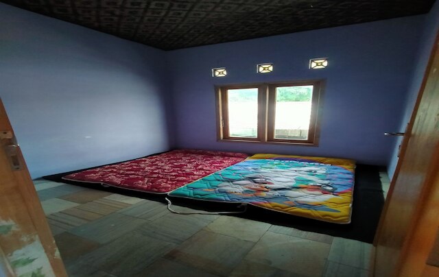 ビナカリャ ホームステイ シャリア