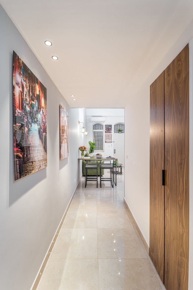 モダン  1 ベッドル ウィズ バルコニー