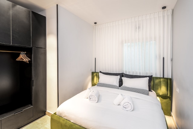 モダン  1 ベッドル ウィズ バルコニー