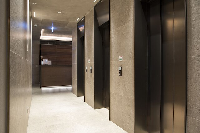 イージーホームズ - セントラル タワー