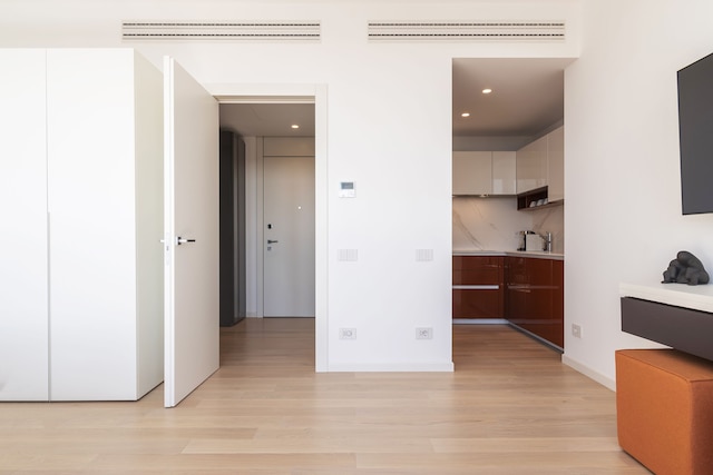 イージーホームズ - セントラル タワー