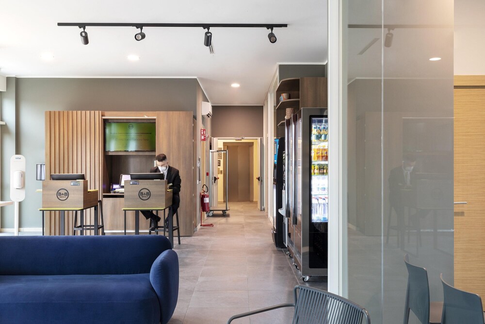 B&B  ホテル ローマ フィウミチーノ アロポルト フィエラ  2