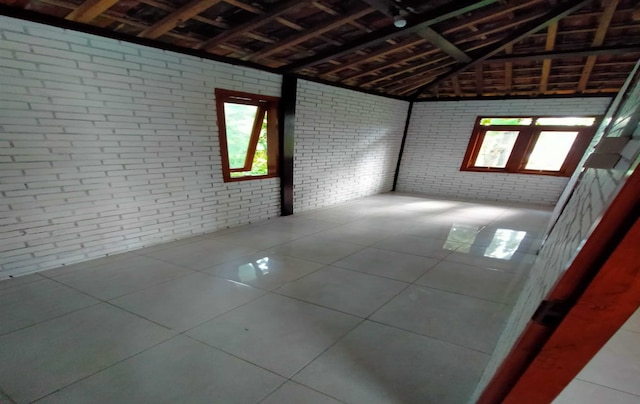 アビヤサ ホームステイ シャリア