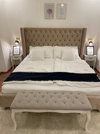 ヘレンホームステイジジコフ