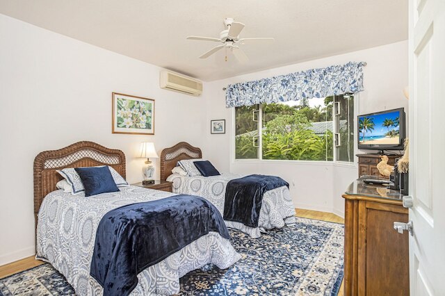 エンマラニ コート 312 2 ベッドルーム コンド バイ レッドオーニング