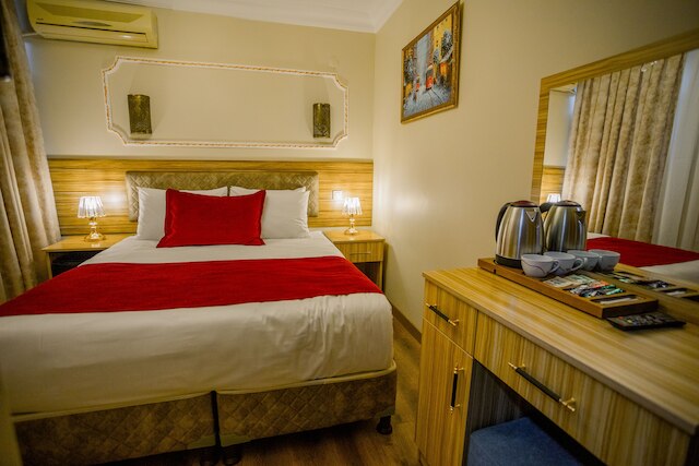 グレツ コナック ホテル