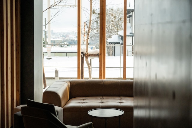 フェニックスウエスト