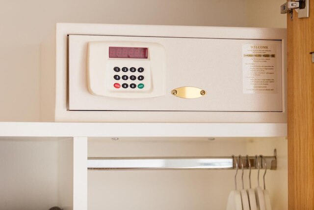 リトル アムステル ハウスボート