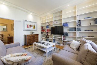 ラグジュアリー シニョーリア バイ メガ