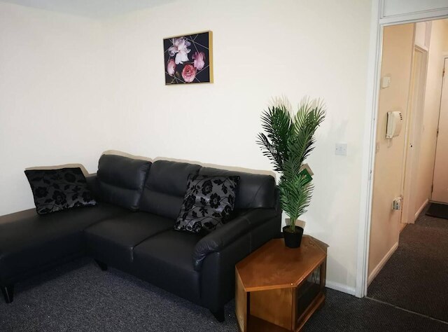 ナイス レジデンシャル ウィズン イージー リーチ トゥ タウン