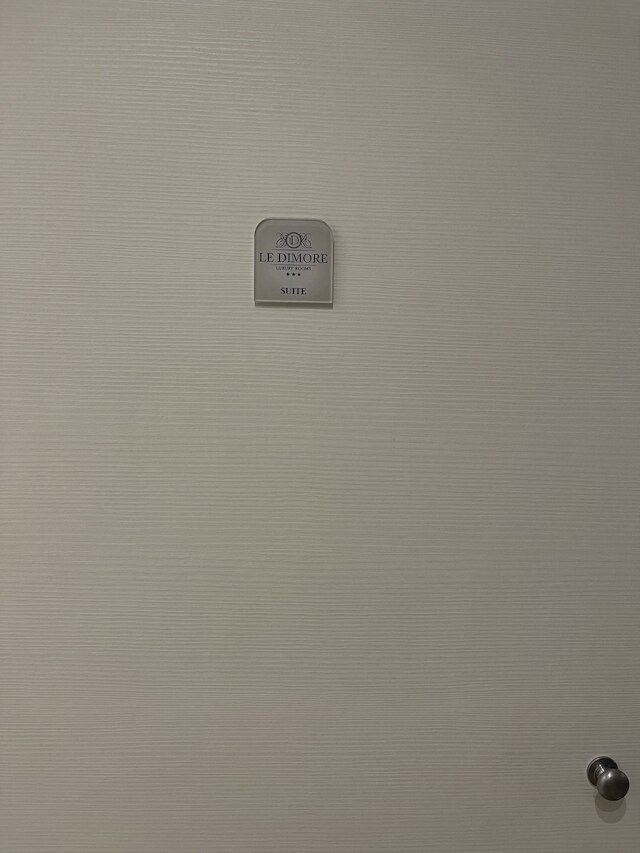 レ ディモーレ ラグジュアリー ルームズ