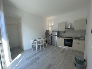 レ ディモーレ ラグジュアリー ルームズ