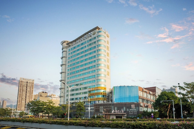 Jinguan Holiday Hotel