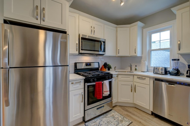 スペーシャス 2Bル 1バー フリー パーキング 3D ツアー