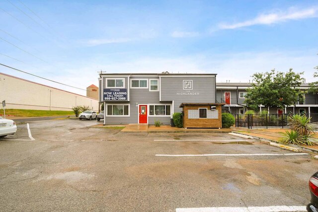 スタイリッシュ 1 ベッドルーム ニア ユT ハイランド エボニフィ