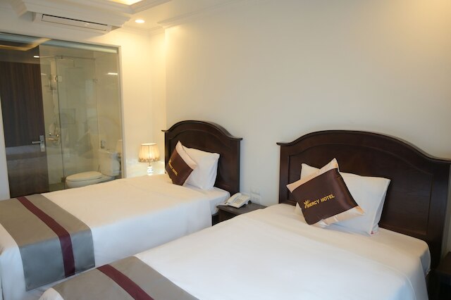 マーシー ホテル