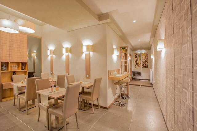 ディモーラ サンフェリーチェ イン ザ ハート オブ ナープルズ