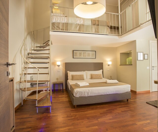 パラッツォ デプレティス ナープル