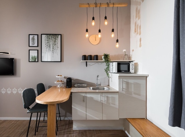 アジュ ベン イェフダ 42