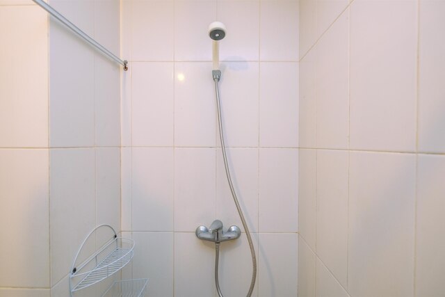 スタニング スタジオ アパートメント アット アンバサド レジデンシズ