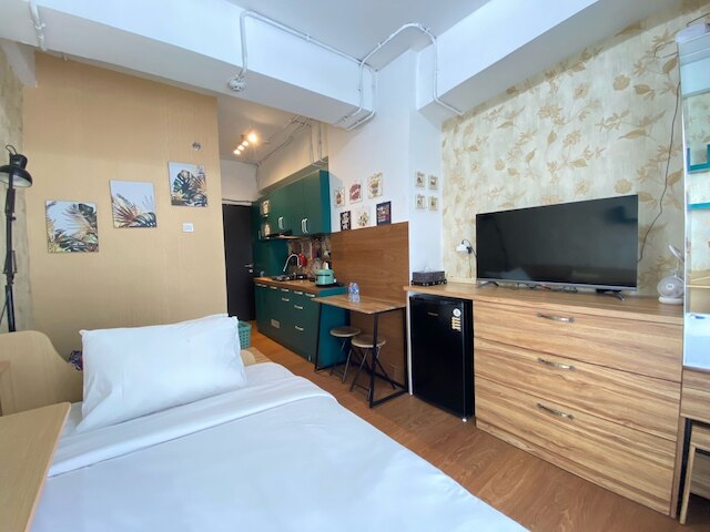 ボヘミアン ビューティー スタジオ ルーム アット グランド アジア アフリカ アパートメント